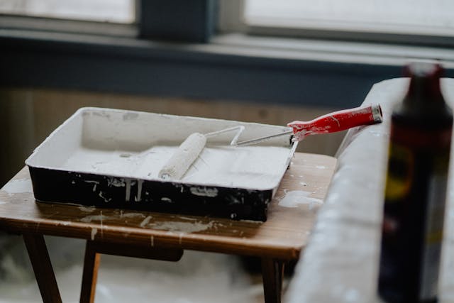 a painting tray with paint in it